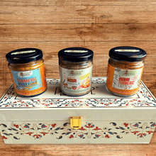 Load image into Gallery viewer, Gift Box- Turrmeric Latte, Artisanal Chai Masala, Turmeric Elixir